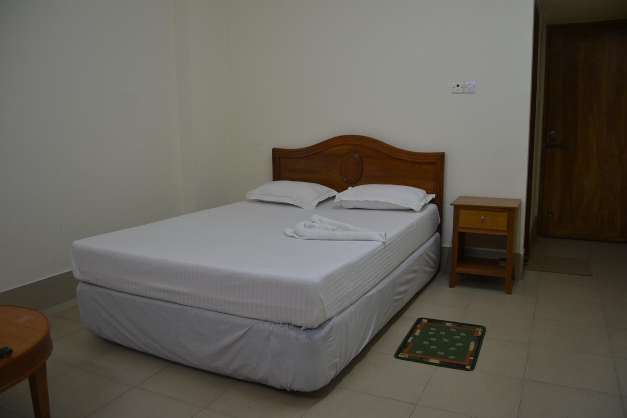 Hotel Marine Plaza Cox's Bazar Bagian luar foto